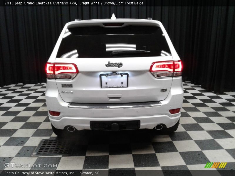 Bright White / Brown/Light Frost Beige 2015 Jeep Grand Cherokee Overland 4x4