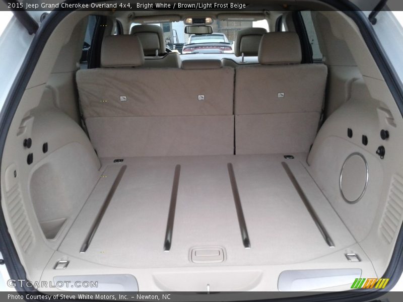 Bright White / Brown/Light Frost Beige 2015 Jeep Grand Cherokee Overland 4x4