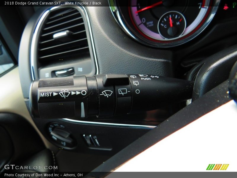 White Knuckle / Black 2018 Dodge Grand Caravan SXT