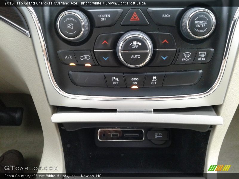 Bright White / Brown/Light Frost Beige 2015 Jeep Grand Cherokee Overland 4x4