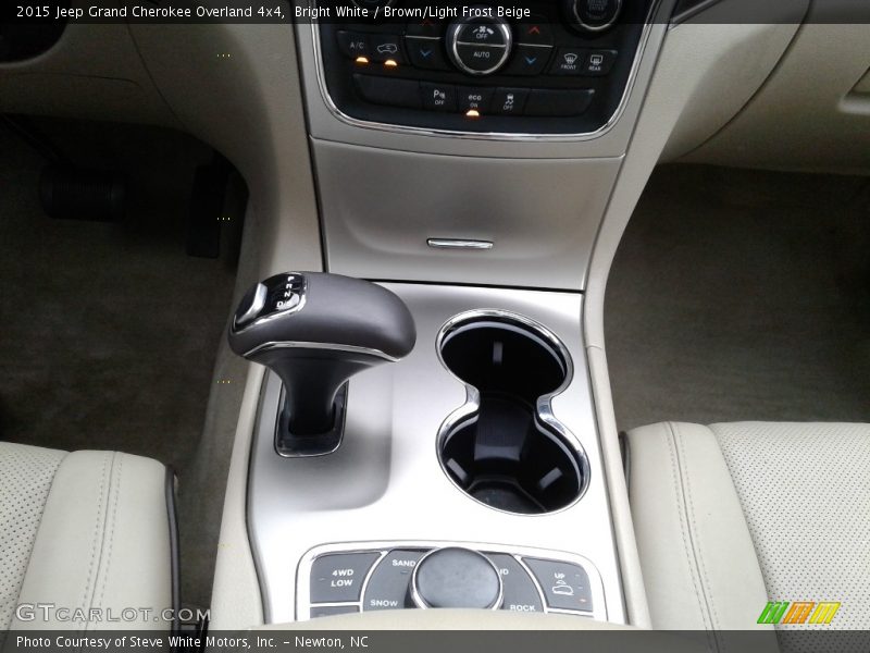 Bright White / Brown/Light Frost Beige 2015 Jeep Grand Cherokee Overland 4x4