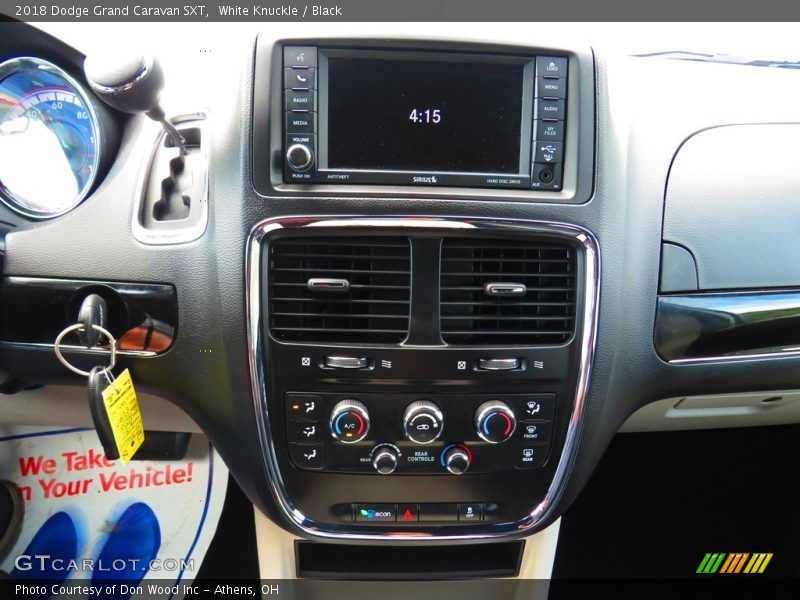 White Knuckle / Black 2018 Dodge Grand Caravan SXT