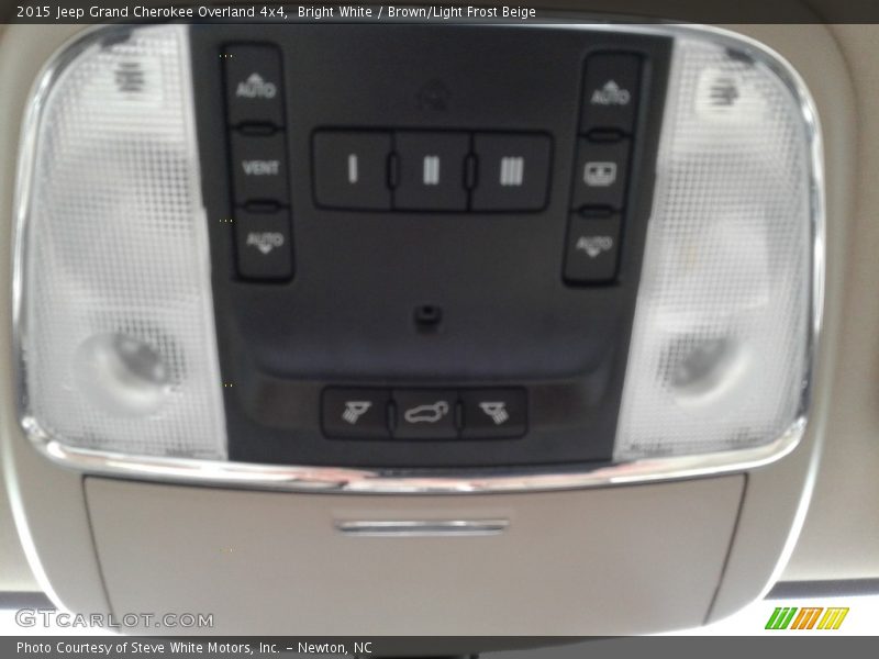 Bright White / Brown/Light Frost Beige 2015 Jeep Grand Cherokee Overland 4x4