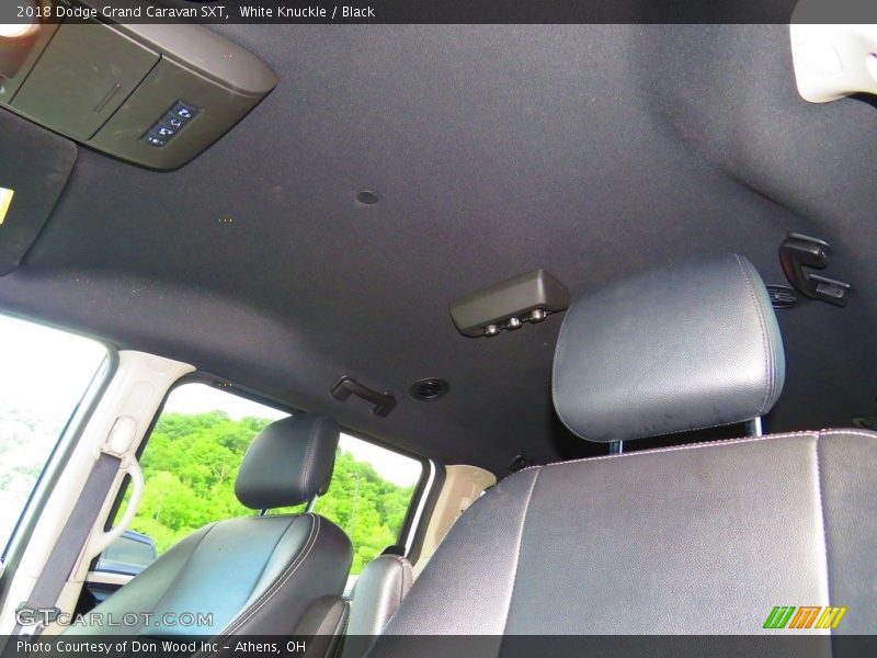 White Knuckle / Black 2018 Dodge Grand Caravan SXT