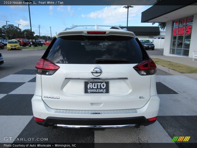 Pearl White / Tan 2019 Nissan Rogue SL