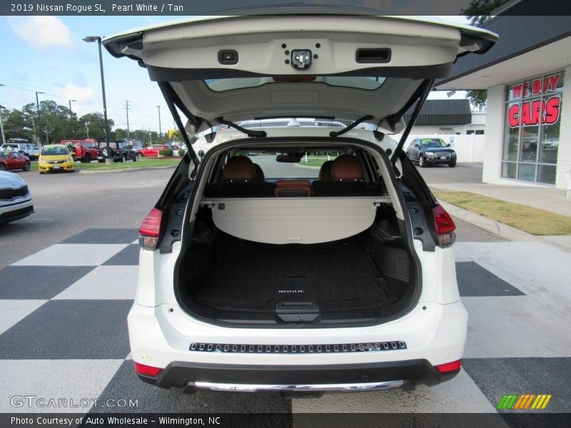 Pearl White / Tan 2019 Nissan Rogue SL