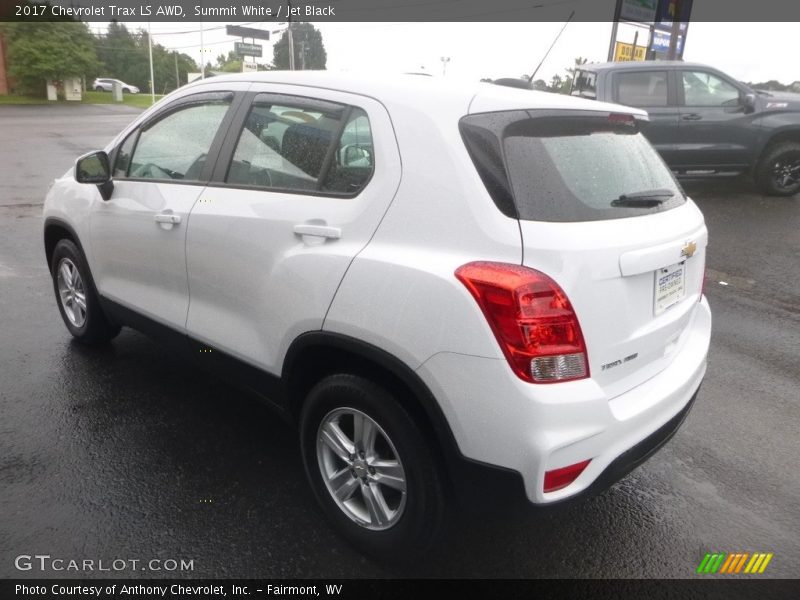 Summit White / Jet Black 2017 Chevrolet Trax LS AWD