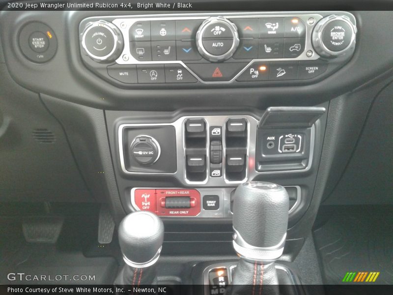 Bright White / Black 2020 Jeep Wrangler Unlimited Rubicon 4x4