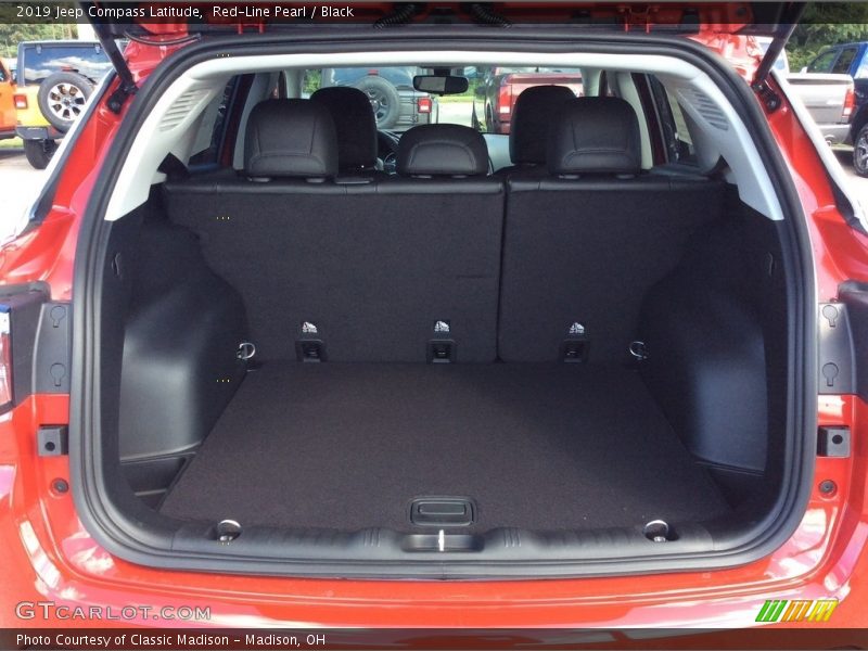 Red-Line Pearl / Black 2019 Jeep Compass Latitude