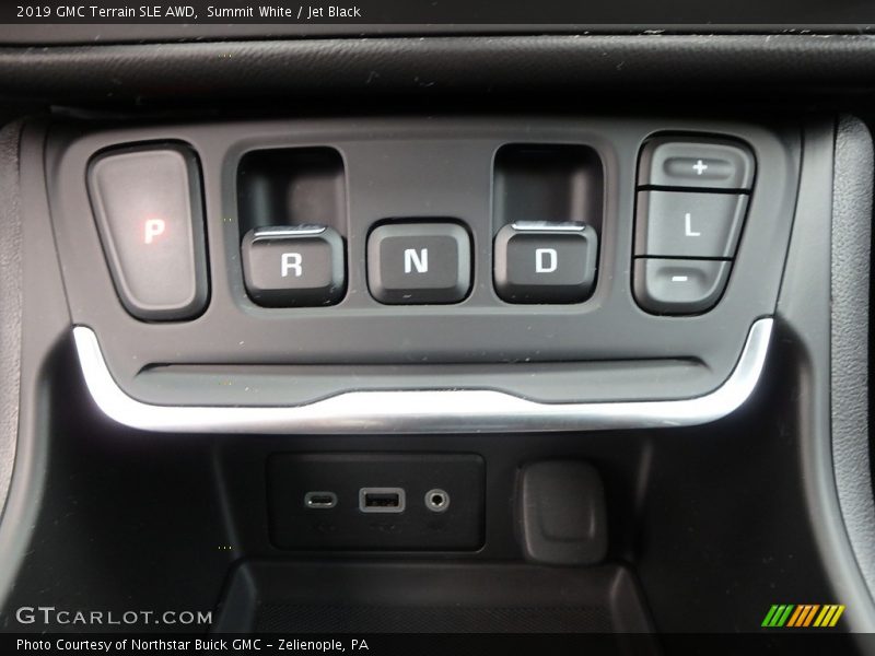 Summit White / Jet Black 2019 GMC Terrain SLE AWD