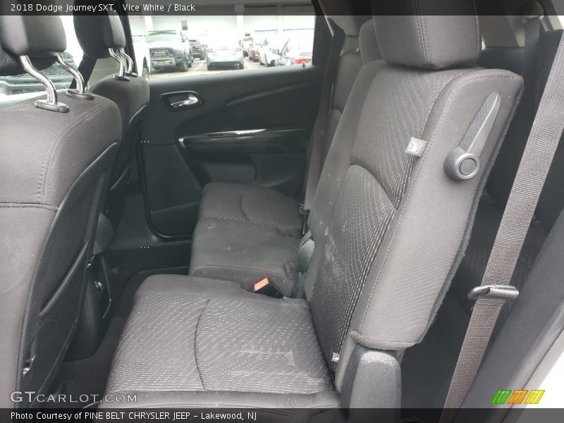 Vice White / Black 2018 Dodge Journey SXT