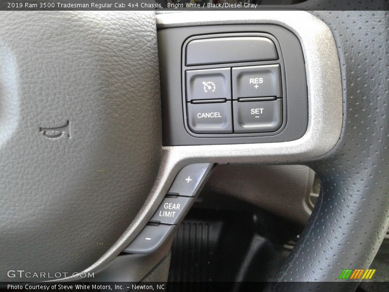 Bright White / Black/Diesel Gray 2019 Ram 3500 Tradesman Regular Cab 4x4 Chassis