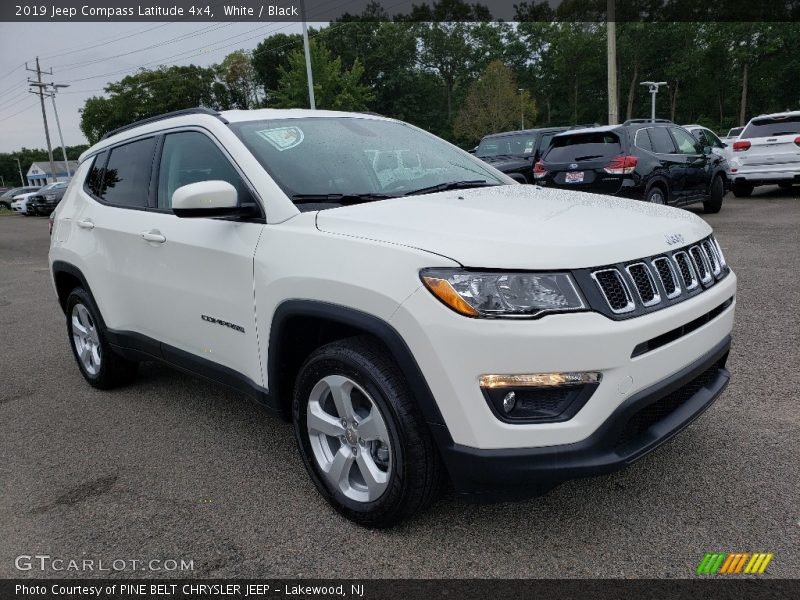 White / Black 2019 Jeep Compass Latitude 4x4