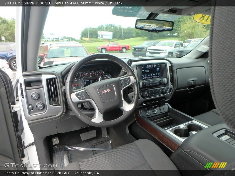 Summit White / Jet Black 2018 GMC Sierra 1500 SLE Crew Cab 4WD