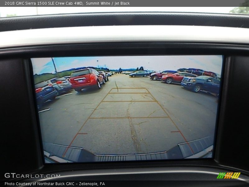 Summit White / Jet Black 2018 GMC Sierra 1500 SLE Crew Cab 4WD