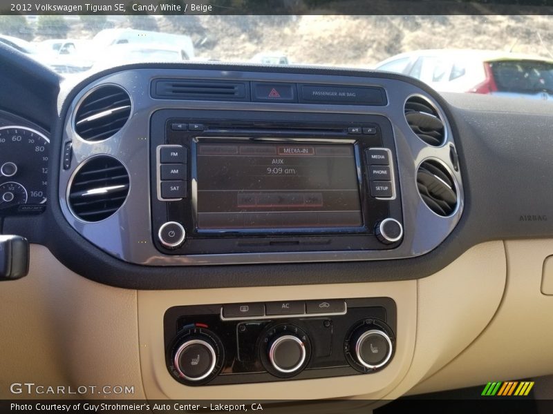 Candy White / Beige 2012 Volkswagen Tiguan SE