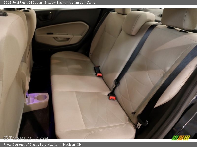 Shadow Black / Medium Light Stone 2018 Ford Fiesta SE Sedan
