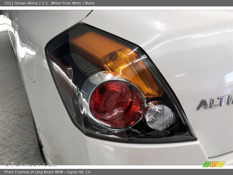 Winter Frost White / Blond 2011 Nissan Altima 2.5 S