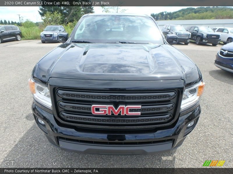 Onyx Black / Jet Black 2020 GMC Canyon SLE Crew Cab 4WD