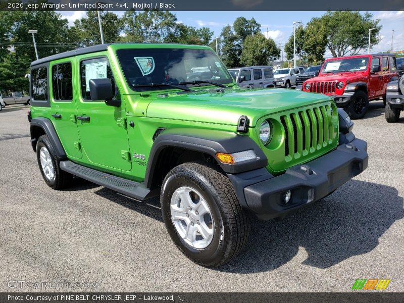 Front 3/4 View of 2020 Wrangler Unlimited Sport 4x4
