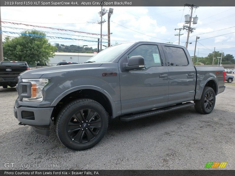 Front 3/4 View of 2019 F150 XLT Sport SuperCrew 4x4