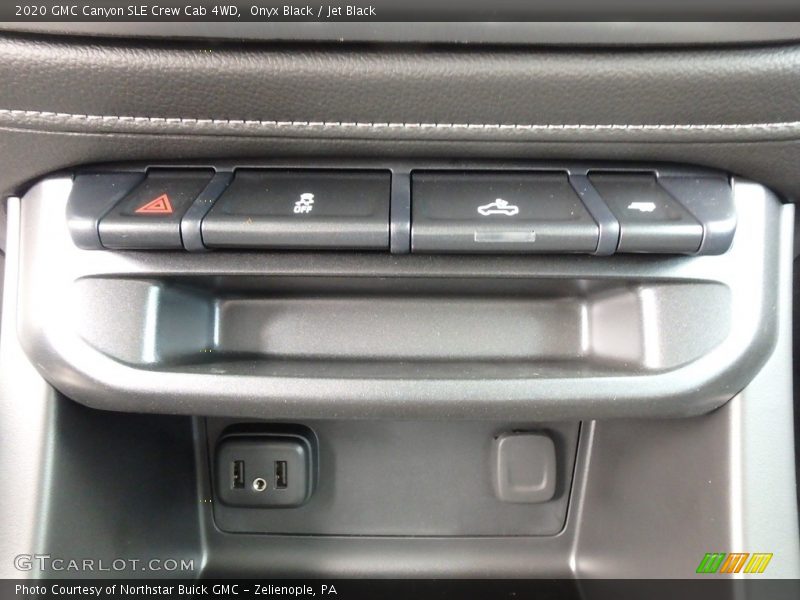 Onyx Black / Jet Black 2020 GMC Canyon SLE Crew Cab 4WD