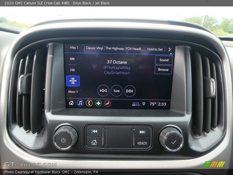 Controls of 2020 Canyon SLE Crew Cab 4WD