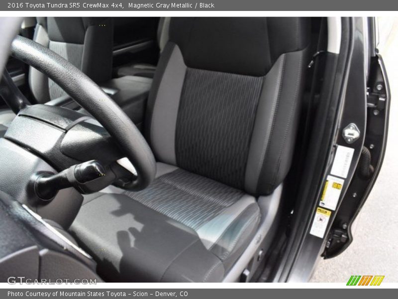 Magnetic Gray Metallic / Black 2016 Toyota Tundra SR5 CrewMax 4x4