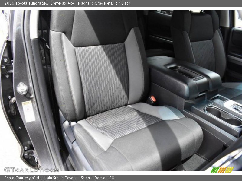 Magnetic Gray Metallic / Black 2016 Toyota Tundra SR5 CrewMax 4x4