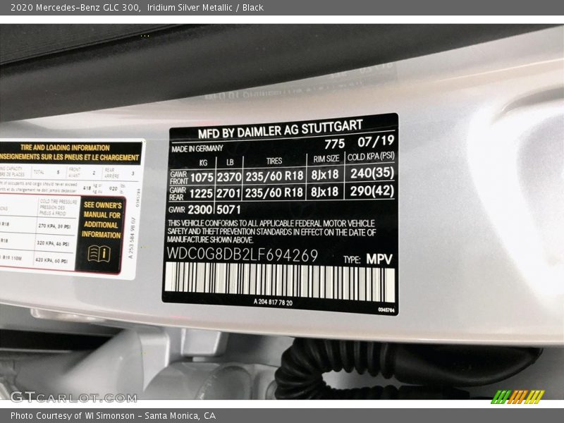 Iridium Silver Metallic / Black 2020 Mercedes-Benz GLC 300