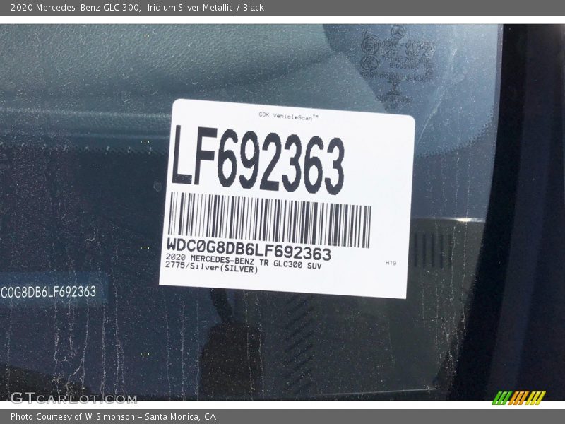 Iridium Silver Metallic / Black 2020 Mercedes-Benz GLC 300