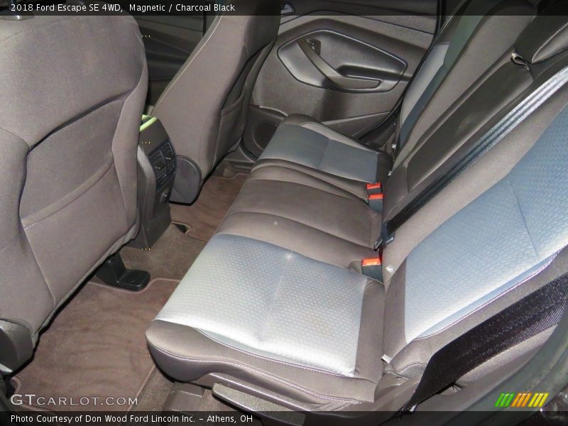 Magnetic / Charcoal Black 2018 Ford Escape SE 4WD