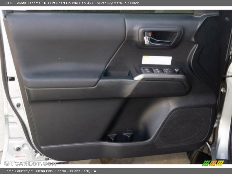 Silver Sky Metallic / Black 2018 Toyota Tacoma TRD Off Road Double Cab 4x4