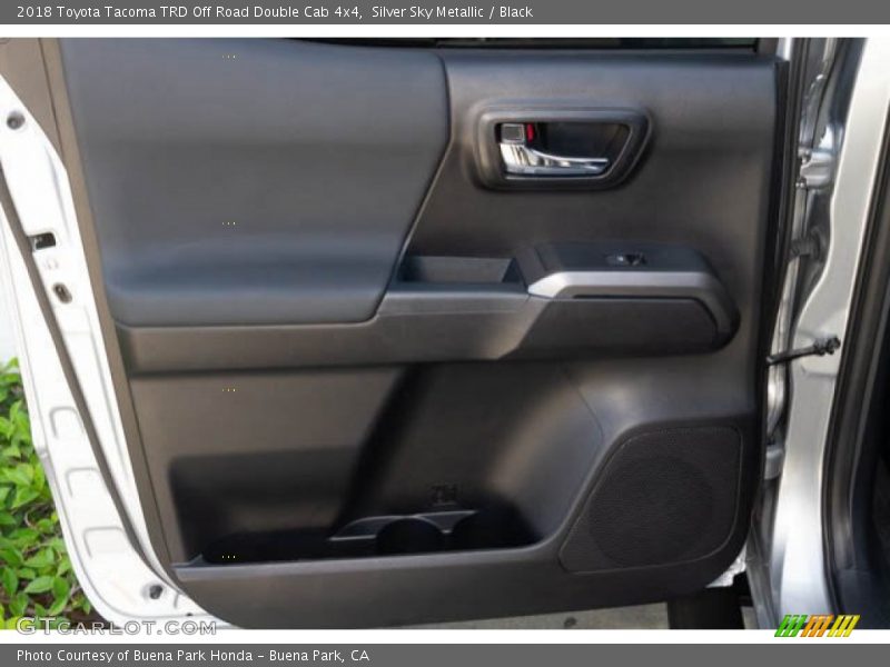 Silver Sky Metallic / Black 2018 Toyota Tacoma TRD Off Road Double Cab 4x4