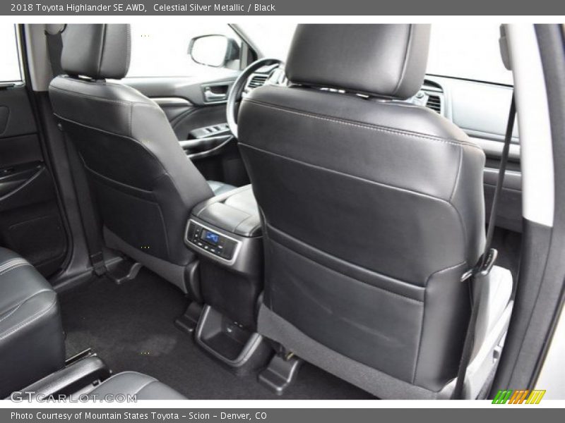 Celestial Silver Metallic / Black 2018 Toyota Highlander SE AWD