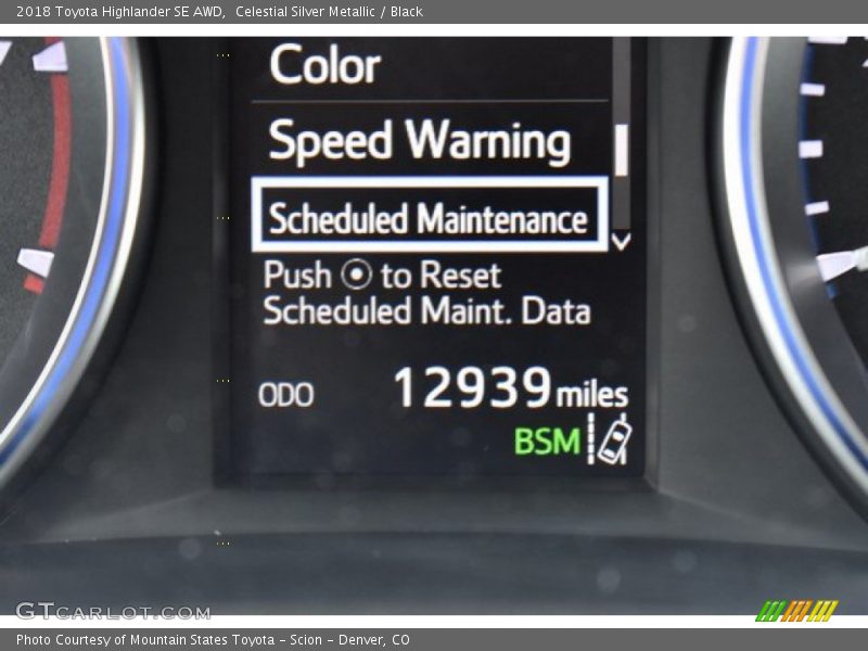 Celestial Silver Metallic / Black 2018 Toyota Highlander SE AWD
