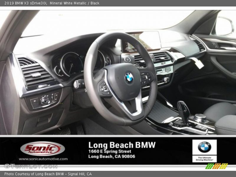 Mineral White Metallic / Black 2019 BMW X3 sDrive30i