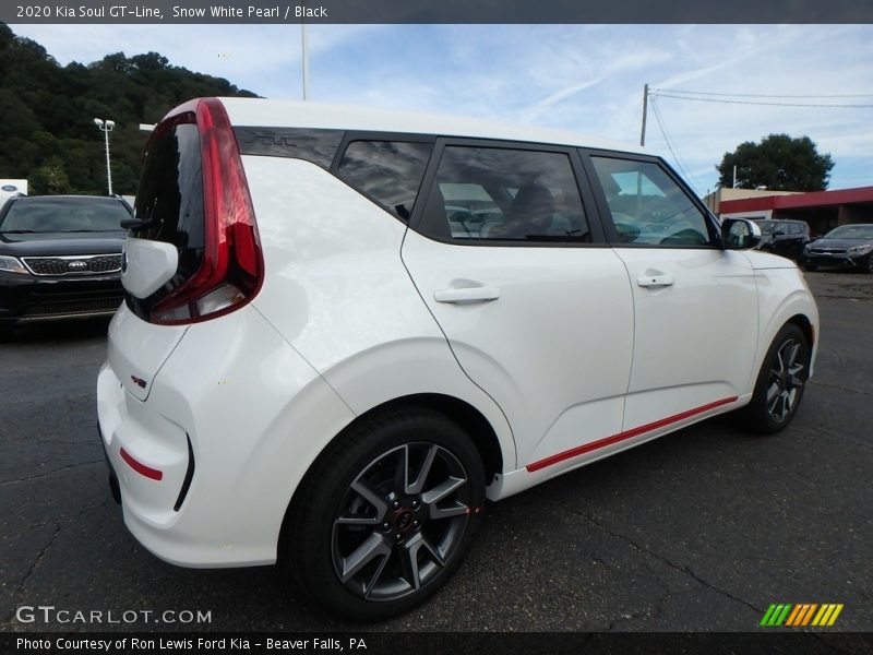 Snow White Pearl / Black 2020 Kia Soul GT-Line