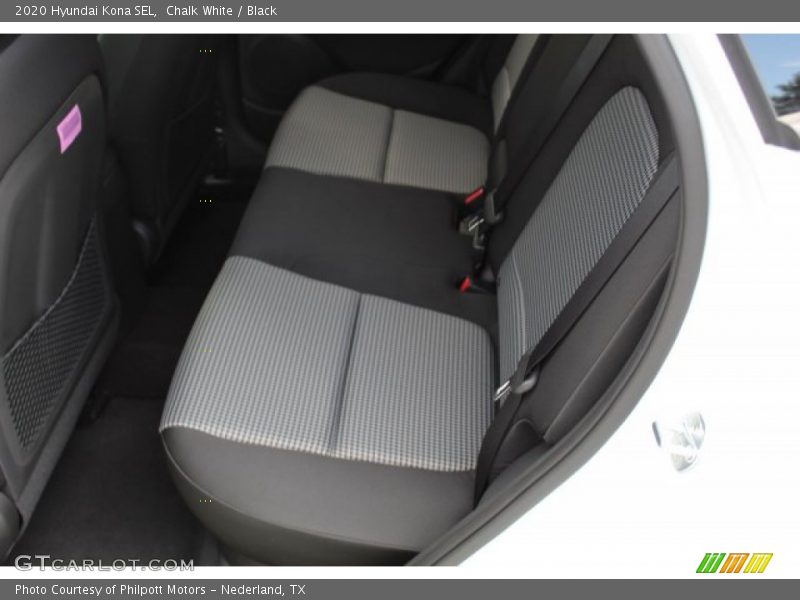 Chalk White / Black 2020 Hyundai Kona SEL