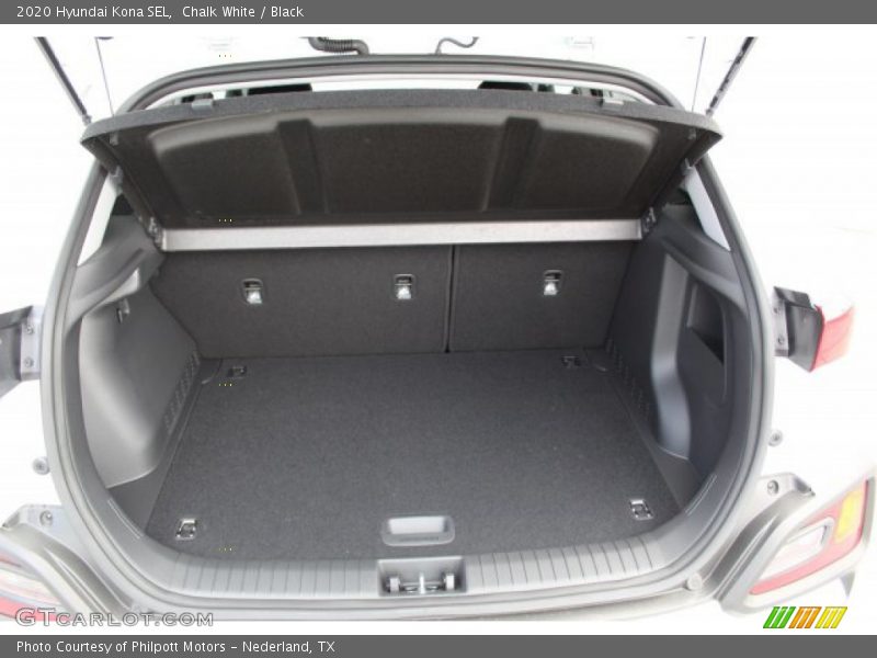 Chalk White / Black 2020 Hyundai Kona SEL