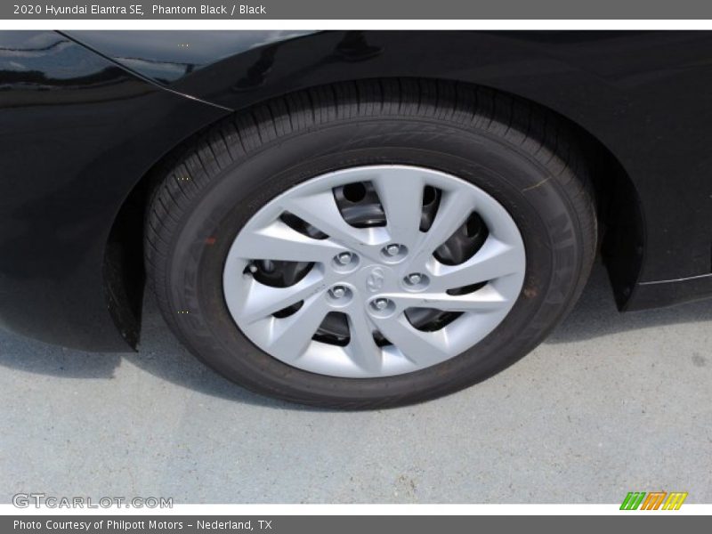 Phantom Black / Black 2020 Hyundai Elantra SE