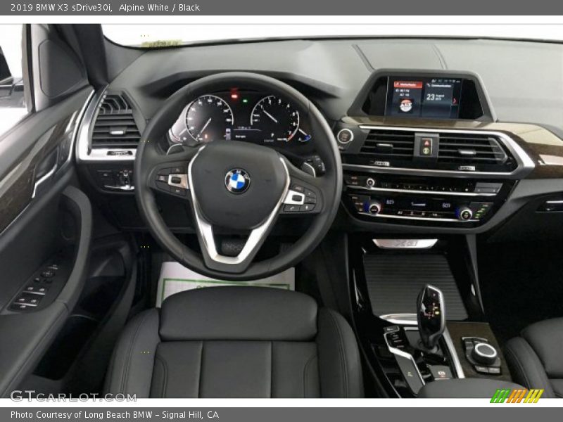 Alpine White / Black 2019 BMW X3 sDrive30i