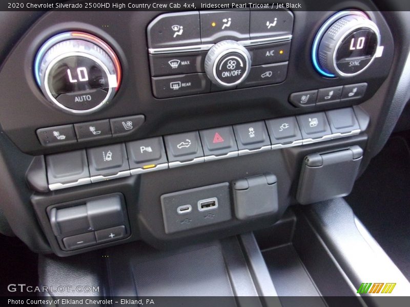 Iridescent Pearl Tricoat / Jet Black 2020 Chevrolet Silverado 2500HD High Country Crew Cab 4x4