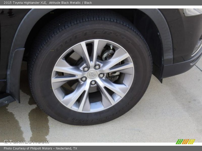 Attitude Black Metallic / Black 2015 Toyota Highlander XLE
