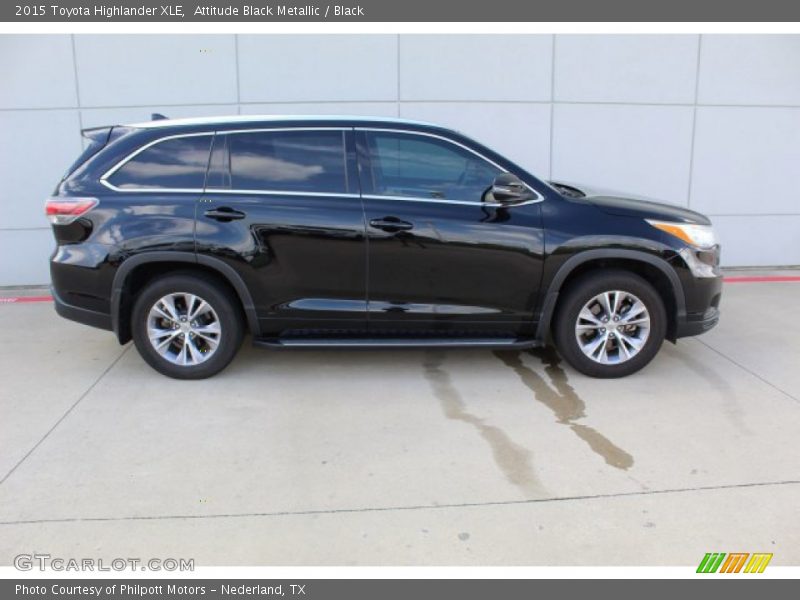 Attitude Black Metallic / Black 2015 Toyota Highlander XLE