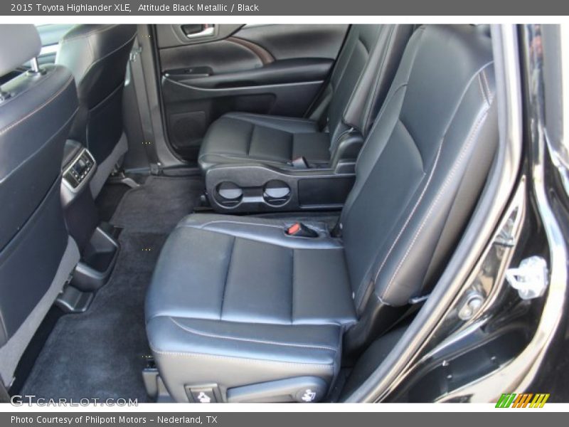 Attitude Black Metallic / Black 2015 Toyota Highlander XLE