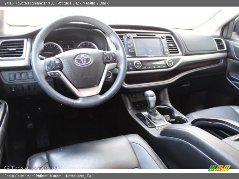 Attitude Black Metallic / Black 2015 Toyota Highlander XLE