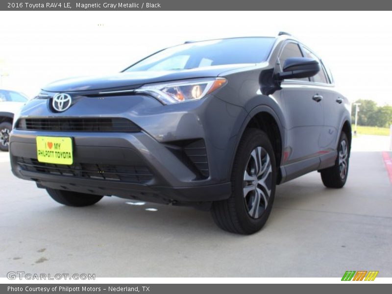 Magnetic Gray Metallic / Black 2016 Toyota RAV4 LE