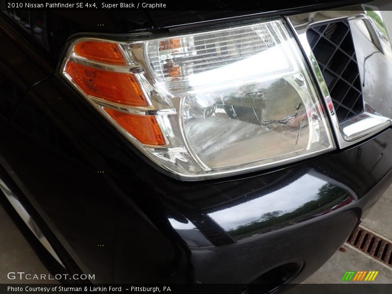 Super Black / Graphite 2010 Nissan Pathfinder SE 4x4