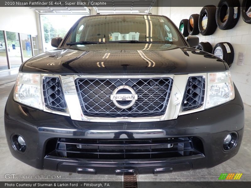 Super Black / Graphite 2010 Nissan Pathfinder SE 4x4